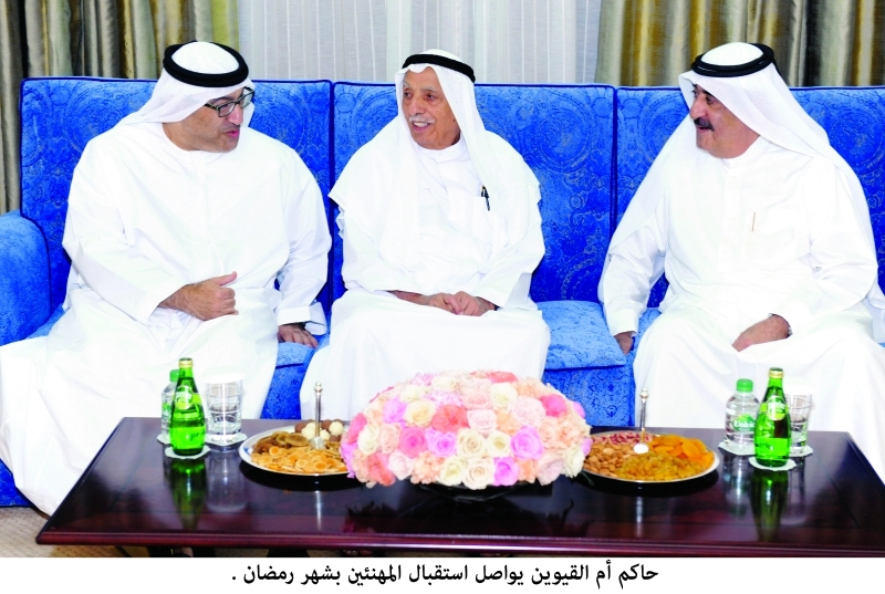 "سعود المعلا يتقبل التهاني من عبدالرحمن العويس وجمعة الماجد"
