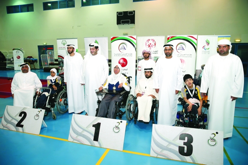 "■ سعيد بن طحنون يكرّم أصحاب الهمم | البيان"