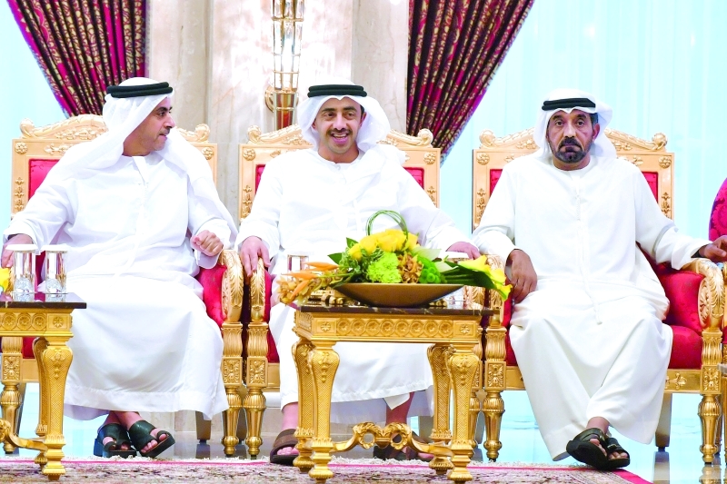 "سيف وعبد الله بن زايد وأحمد بن سعيد"