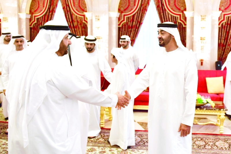 "وسموه مصافحاً عبد الله الشيباني"