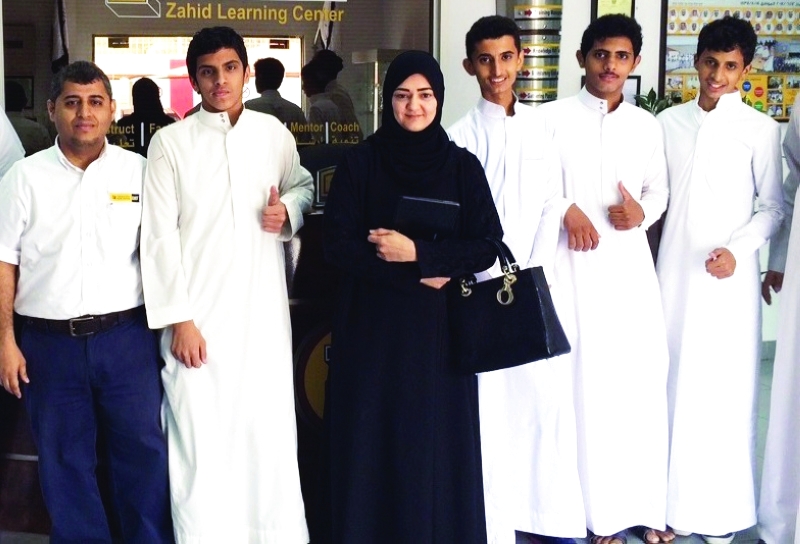 «تواصلي»يدمج الصم مع المجتمع   بلغة إبداعية