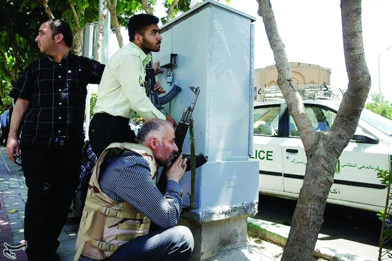 "رجال أمن إيرانيون | أ ف ب"