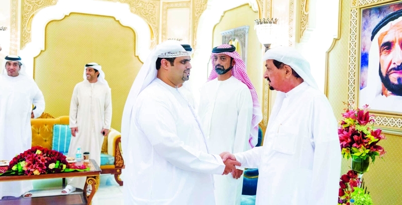 "حميد النعيمي وعمار بن حميد يستقبلان المهنئين برمضان"