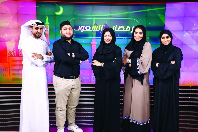 "■ فريق عمل برنامج «رمضان والشعوب»"
