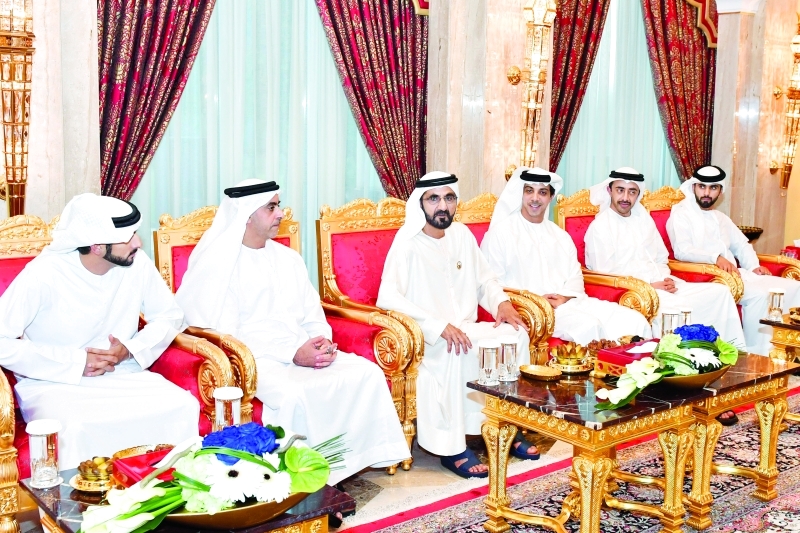 "محمد بن راشد وحمدان بن محمد وسيف ومنصور وعبد الله بن زايد وأحمد بن سعيد ومنصور بن محمد ونهيان بن مبارك وأحمد الزعابي"