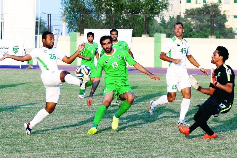"■ من مباريات الخليج في دوري الدرجة الأولى قبل موسمين | البيان"