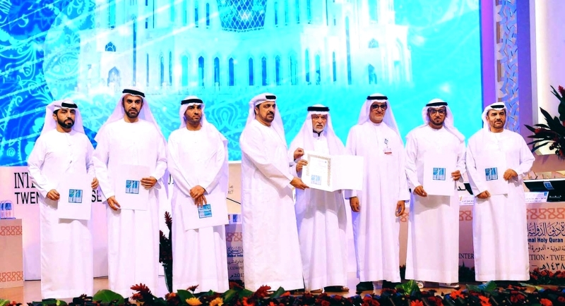جائزة دبي للقرآن تختتم فعالياتها بتكريم  الرعاة ولجان التحكيم
