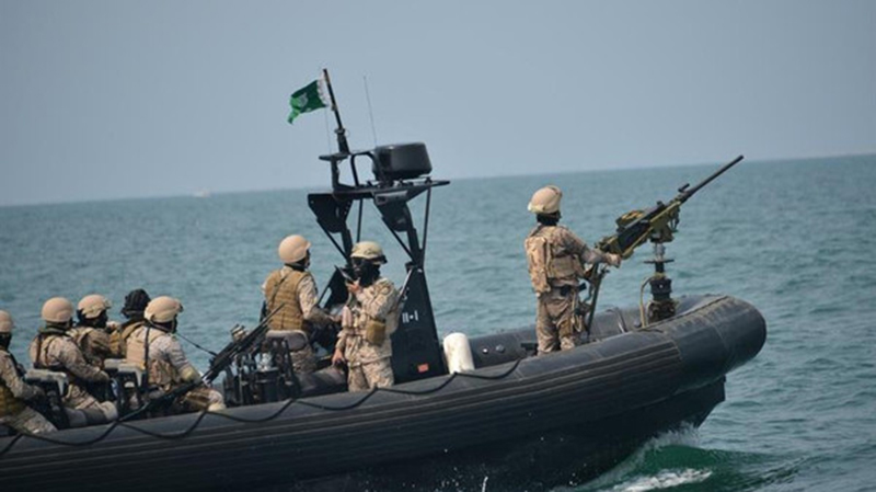 «البحرية السعودية» تحبط اعتداء بزوارق إيرانية على منشآت نفطية