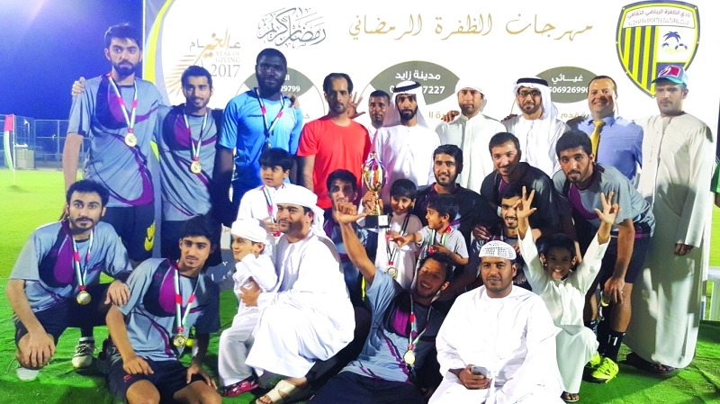"■ فريق \"الدفاع المدني\" بطل كرة القدم في مدينة زايد | البيان"
