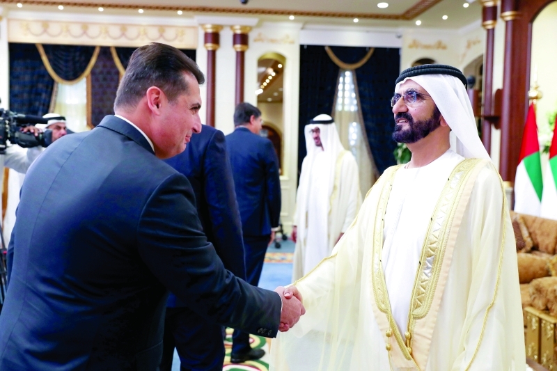 "محمد بن راشد ومحمد بن زايد يتقبلون تهاني رؤساء البعثات الدبلوماسية والدولية"