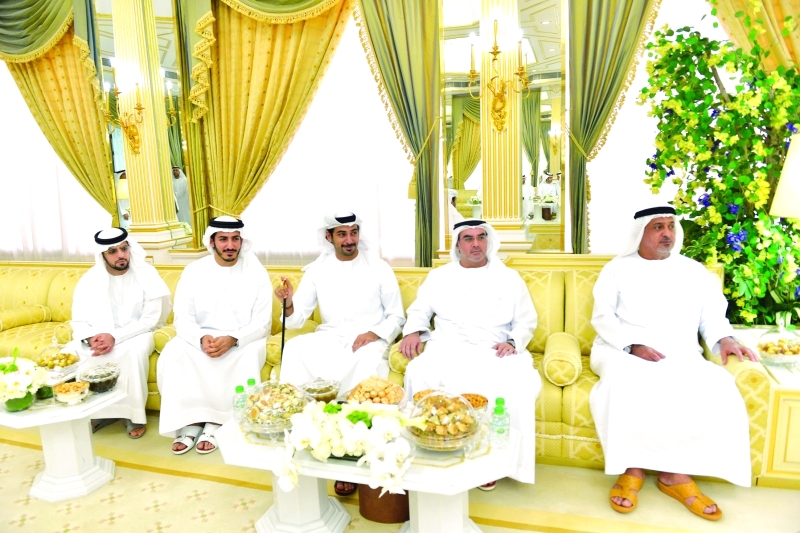 "سلطان ومحمد بن خليفة وخليفة وزايد بن سلطان بن خليفة"