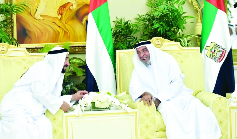 "خليفة في حوار أخوي مع سلطان القاسمي"