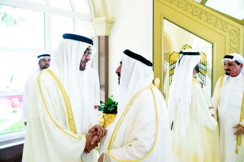 "■ محمد بن راشد ومحمد بن زايد وسلطان القاسمي وحميد النعيمي خلال الاستقبال"