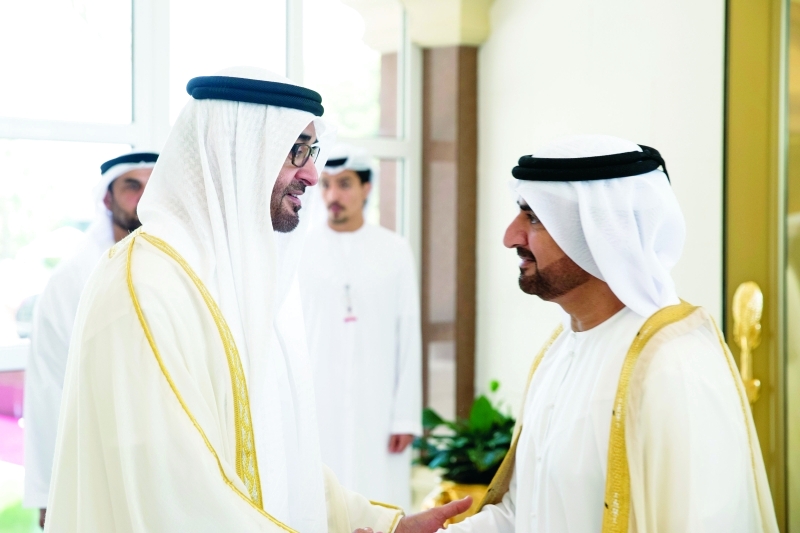 "■ محمد بن زايد يتقبل تهاني عبد الله بن سالم القاسمي"
