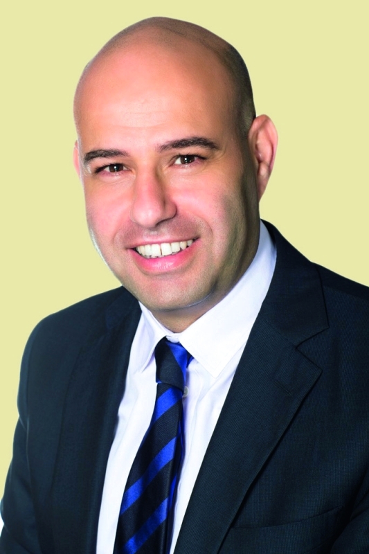 "مازن البستاني"