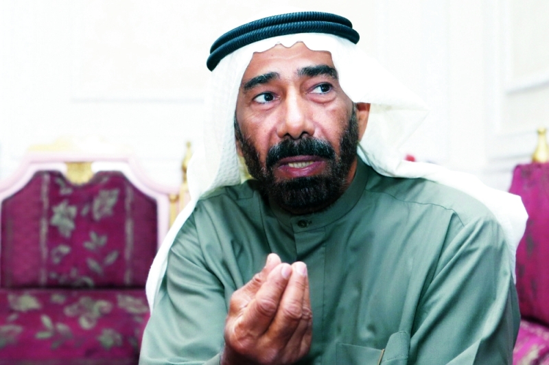 "خليفة بن دلموك"