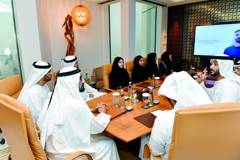 "نائب رئيس الدولة لدى اطلاعه على رؤية المركز"