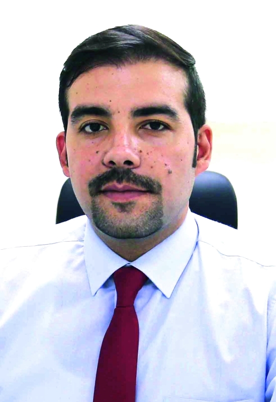 "■ حسام عاطف"
