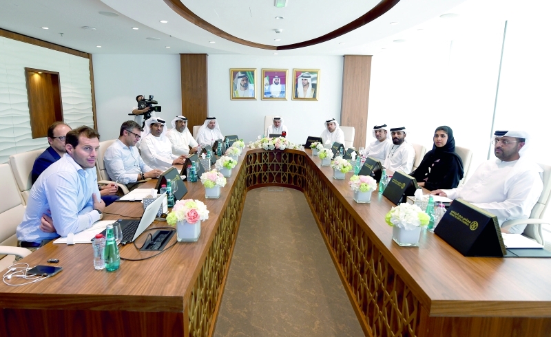 "■ سعيد حارب يترأس اجتماع اللجنة العليا للطواف | البيان"