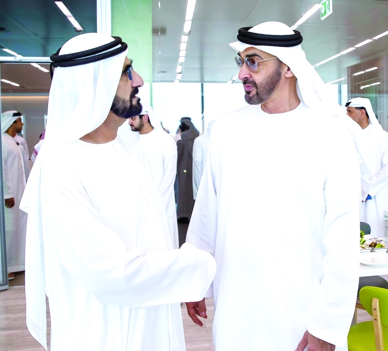 "■ محمد بن راشد في حديث مع محمد بن زايد"