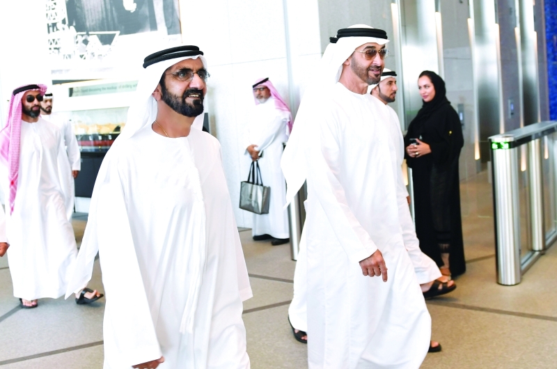 "■ محمد بن راشد ومحمد بن زايد وطحنون بن زايد"