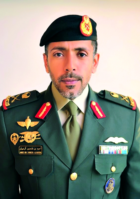 "أحمد بن طحنون: الخدمة تزيد المخزون الوطني والفكري للمنتسبين"