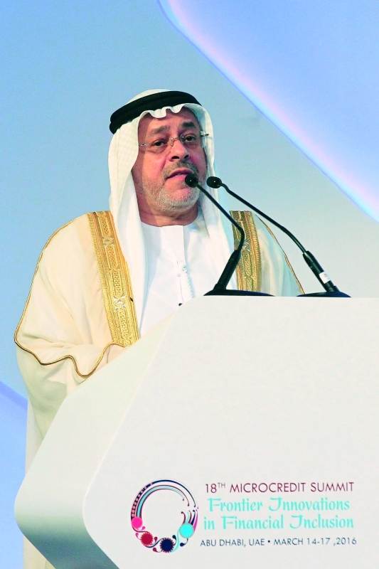 "■ حسين النويس"