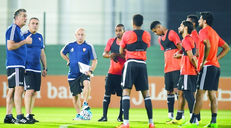 "■ المدير الفني يعلن قائمة المنتخب الأسبوع المقبل | البيان"