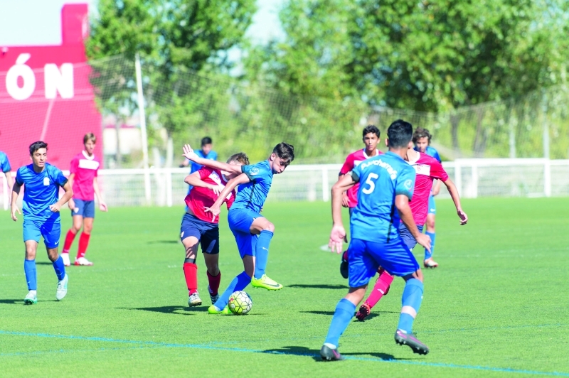 "■ أبطال فرق «دو» يتألقون في إسبانيا | البيان"