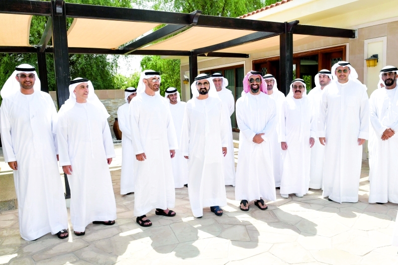 "محمد بن راشد ومحمد بن زايد وسيف وطحنون بن زايد وسلطان الجابر ومحمد المزروعي وجمعة البواردي ومحمد النابودة"