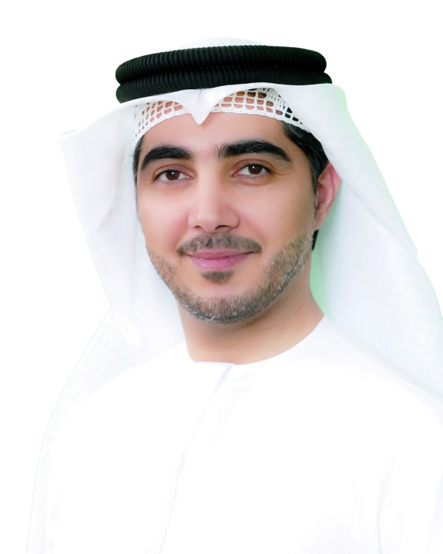 "عبدالله محمد مدير إدارة الاتصال الحكومي بمواصلات الإمارات"