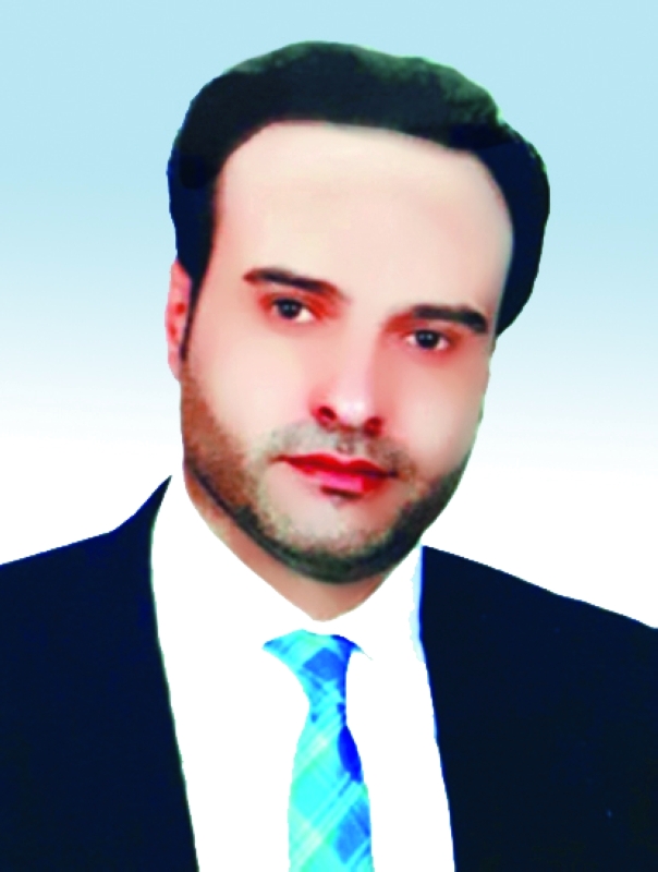 "إياد البريقي"