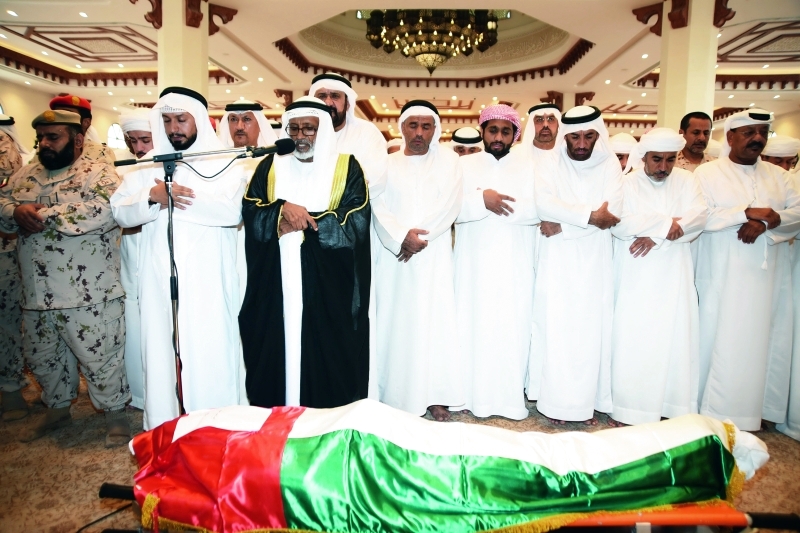 "■ خلال أداء الصلاة على الشهيد أحمد البلوشي"