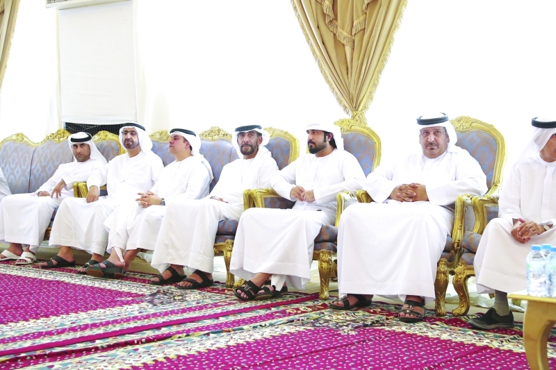 "■ أحمد المزروعي وجمعة البواردي وعدد من المعزّين"