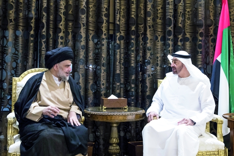"■ محمد بن زايد مستقبلاً مقتدى الصدر  |   تصوير: ريان كارتر"