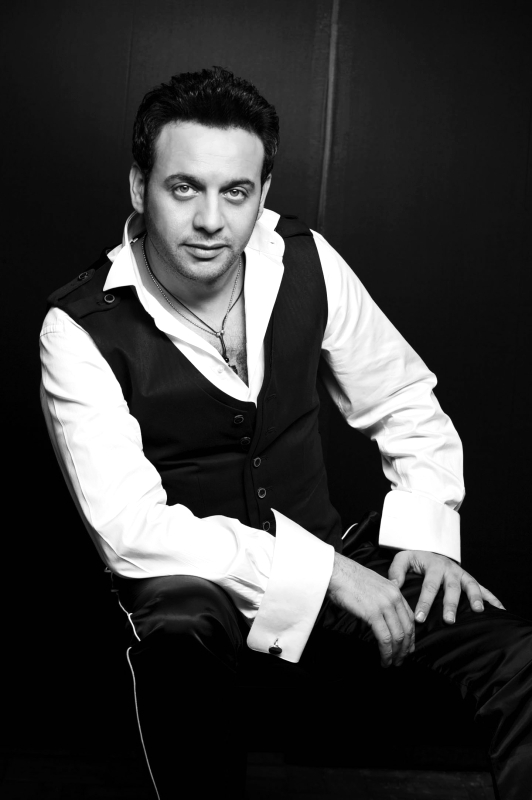 "Ⅶ مصطفى قمر"