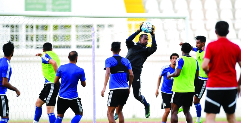 "Ⅶ اهتمام كبير بتدريبات الحراس في معسكر المنتخب | تصوير - هشام تكنوين"