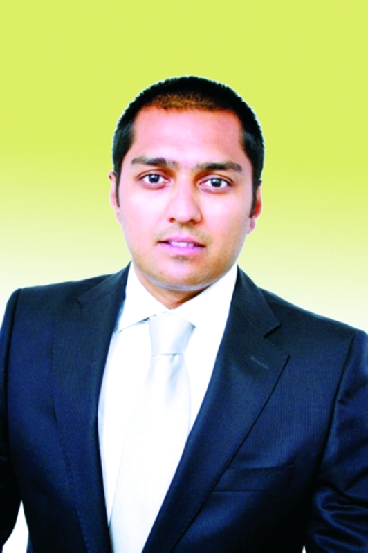 "أكبر ناكفي"