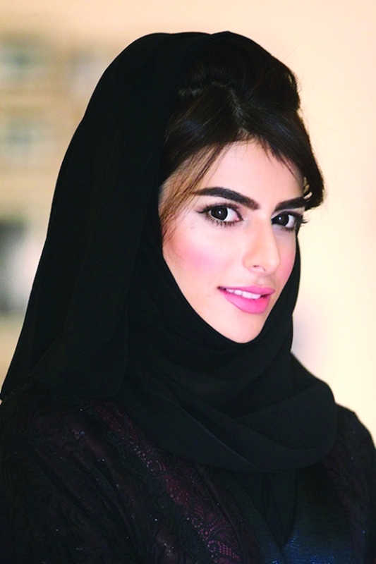 "■ منى بن كلي"