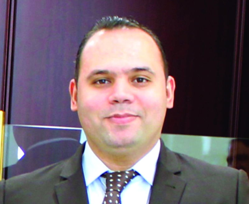 "■ عمرو حسين"