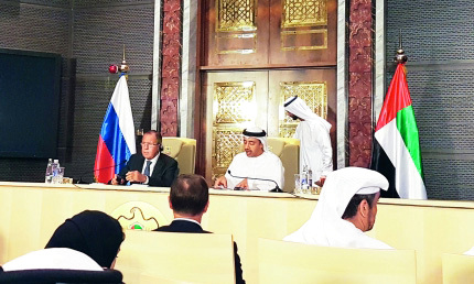 "Ⅶ عبد الله بن زايد ولافروف خلال المؤتمر الصحافي المشترك | وام"