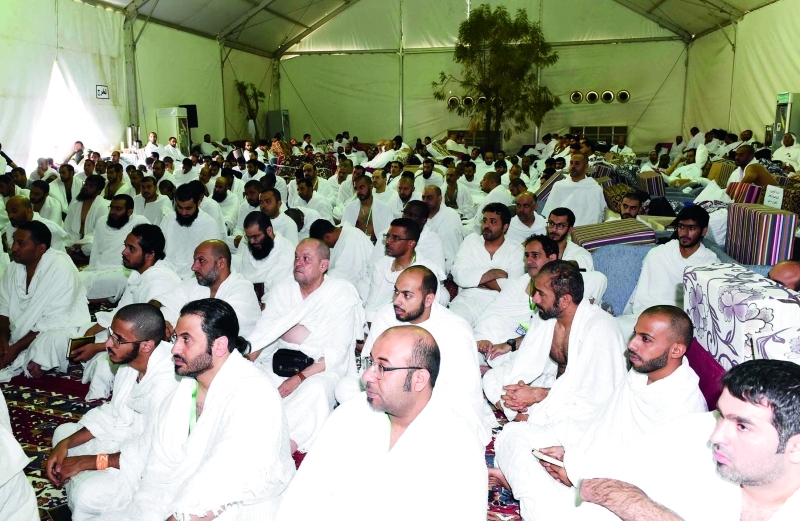 "الحجاج خلال خطبة عرفة | وام"