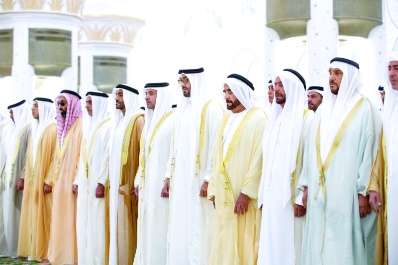 "■ محمد بن زايد وسيف وسرور بن محمد وهزاع ونهيان وسيف وطحنون ومنصور وحامد بن زايد ومحمد بن بطي"