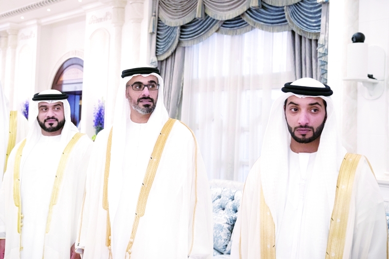 "خالد بن محمد وهزاع بن سلطان وعبد الله بن محمد بن خالد"