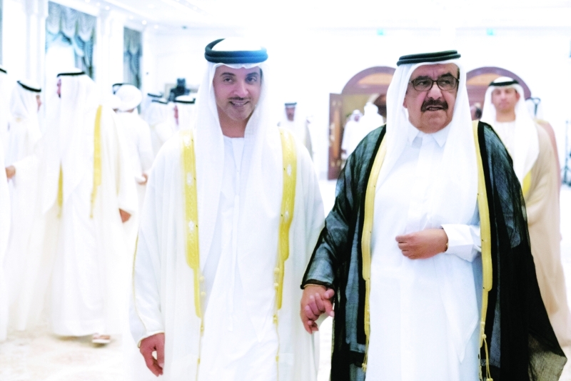 "حمدان بن راشد وهزاع بن زايد خلال اللقاء"