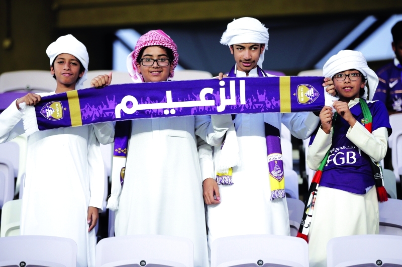 "الجماهير بمختلف الأعمار تساند الزعيم | البيان"