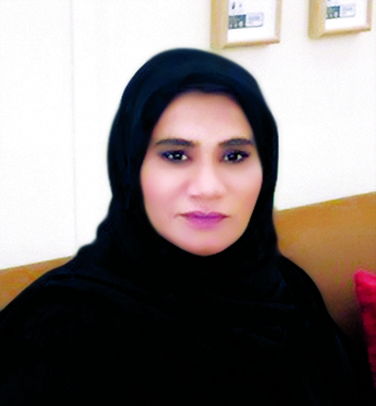 "أمينة النيادي: الوقوف على نقاط الرقابة المدرسية"