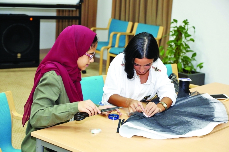 "Ⅶ  ورشة الأزياء المسرحية"