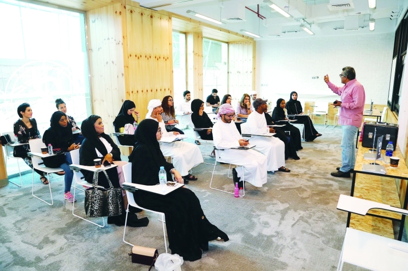 "Ⅶ من ورشة تأليف النص المسرحي   |   البيان"