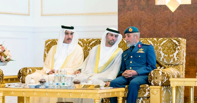 "■ سهيل المزروعي وأحمد الزعابي وعيسى المزروعي"
